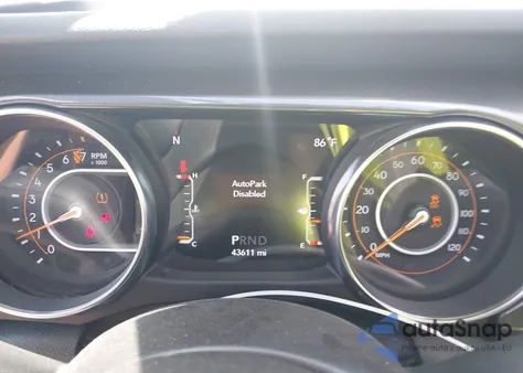 2021 Jeep Wrangler Unlimited Sport Altitude 4X4 z USA, uszkodzony, nr VIN 1C4HJXDG2MW700489